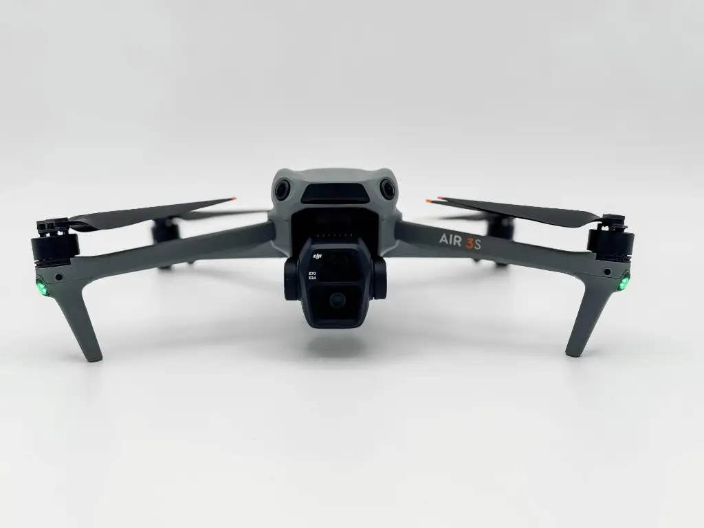 DJI - Air 3S Fly More Combo avec radiocommande DJI RC 2